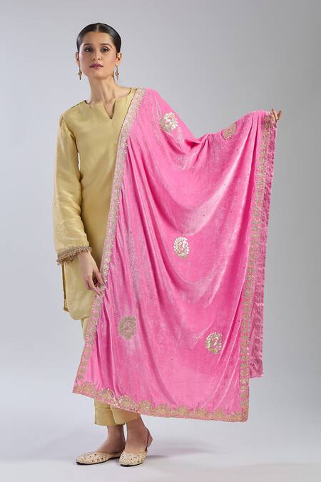 Buy Naintara Bajaj Pink Velvet Gota Patti, Embroidery Dupatta Online at Aza Fashions Buy_Naintara Bajaj_Pink Velvet Gota Patti, Embroidery Dupatta _Online_at_Aza_Fashions