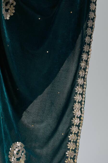 Naintara Bajaj Green Velvet Gota Patti, Embroidery Dupatta at Aza Fashions Naintara Bajaj_Green Velvet Gota Patti, Embroidery Dupatta _at_Aza_Fashions