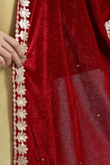 Buy Naintara Bajaj Maroon Velvet Gota Patti, Embroidery Dupatta Online at Aza Fashions Buy_Naintara Bajaj_Maroon Velvet Gota Patti, Embroidery Dupatta _Online_at_Aza_Fashions