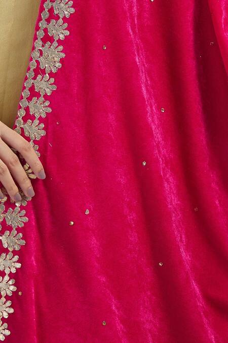 Shop Naintara Bajaj Magenta Velvet Gota Patti, Embroidery Dupatta Online at Aza Fashions Shop_Naintara Bajaj_Magenta Velvet Gota Patti, Embroidery Dupatta _Online_at_Aza_Fashions