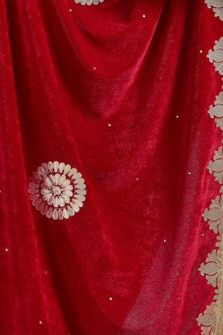 Shop_Naintara Bajaj_Red Velvet Gota Patti, Embroidery Mandala Dupatta _Online_at_Aza_Fashions