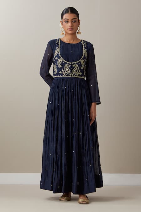 Priya Chaudhary Pleated Anarkali With Paisley Embroidered Koti Jacket 