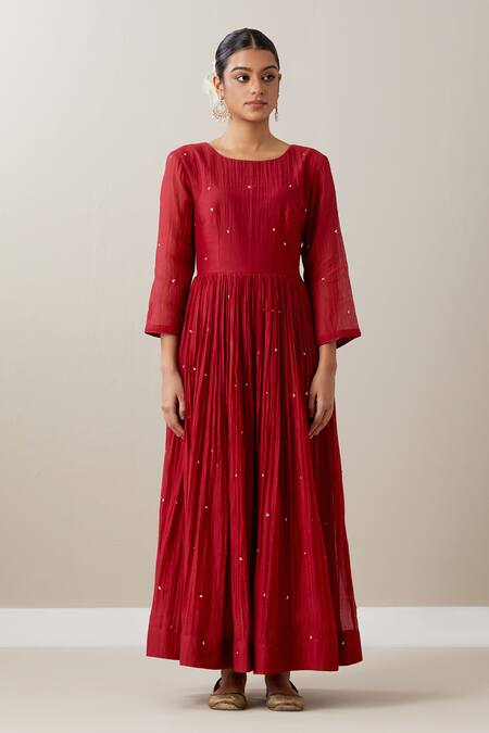 Priya Chaudhary_Red Chanderi Sequins, Zari Round Neck Pleated Anarkali Set With Koti Jacket _Online_at_Aza_Fashions