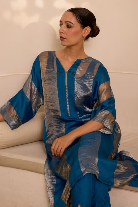 Buy Label Mansi Nagdev Blue Chanderi Open Neck Stripe Pattern Kurta Set Online at Aza Fashions Buy_Label Mansi Nagdev_Blue Chanderi Open Neck Stripe Pattern Kurta Set _Online_at_Aza_Fashions