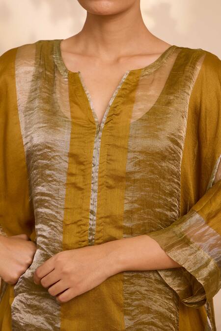 Shop Label Mansi Nagdev Yellow Chanderi Split V-neck Stripe Pattern Kurta Set Online at Aza Fashions Shop_Label Mansi Nagdev_Yellow Chanderi Split V-neck Stripe Pattern Kurta Set _Online_at_Aza_Fashions