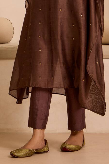 Label Mansi Nagdev Brown Chanderi Sequins Mandarin Collar Asymmetric Kurta Set Online at Aza Fashions Label Mansi Nagdev_Brown Chanderi Sequins Mandarin Collar Asymmetric Kurta Set_Online_at_Aza_Fashions