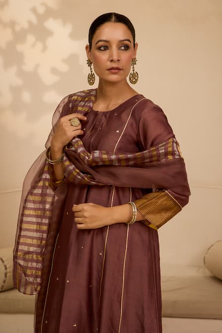 Label Mansi Nagdev Brown Chanderi Embroidery, Sequins Round Neck Floral Kurta Pant Set Online at Aza Fashions Label Mansi Nagdev_Brown Chanderi Embroidery, Sequins Round Neck Floral Kurta Pant Set _Online_at_Aza_Fashions