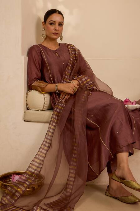 Buy Label Mansi Nagdev Brown Chanderi Embroidery, Sequins Round Neck Floral Kurta Pant Set Online at Aza Fashions Buy_Label Mansi Nagdev_Brown Chanderi Embroidery, Sequins Round Neck Floral Kurta Pant Set _Online_at_Aza_Fashions