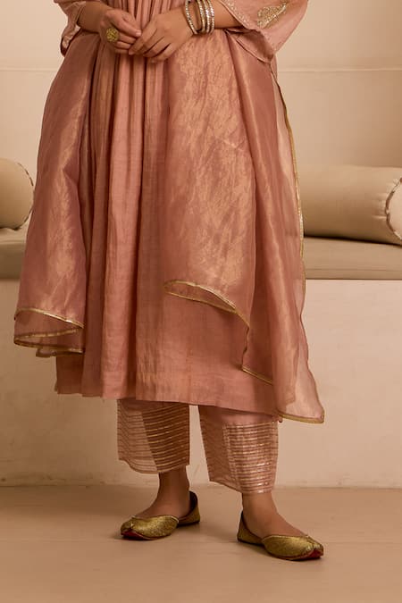 Label Mansi Nagdev_Pink Chanderi Embroidery, Zari V-neck Hand Anarkali Pant Set _Online_at_Aza_Fashions