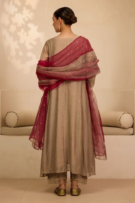 Label Mansi Nagdev Grey Mukaish Embroidered Kurta Pant Set 