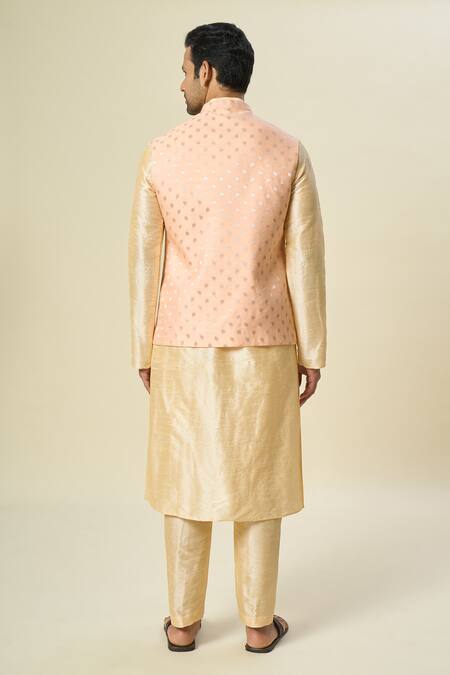Samyukta Singhania Leaf Motif Bundi With Solid Kurta Set 