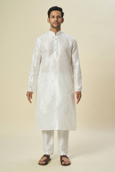 Arihant Rai Sinha_Yellow Brocade, Silk Embroidery Leaf Motif Bundi And Solid Kurta Set _at_Aza_Fashions