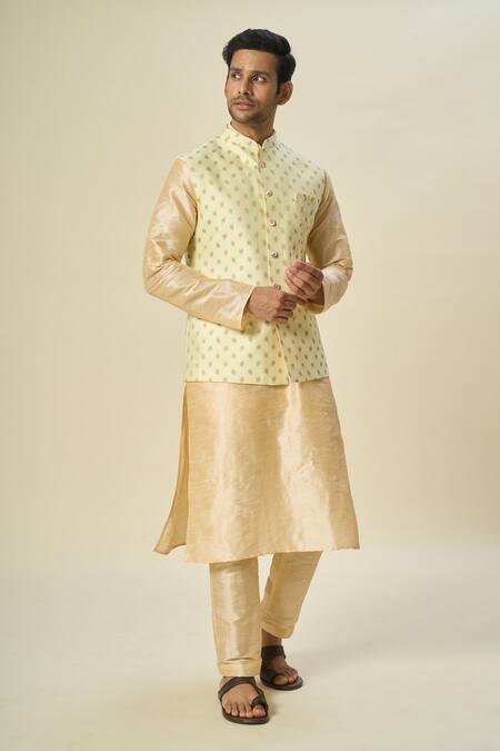 Arihant Rai Sinha_Yellow Brocade, Silk Embroidery Leaf Motif Bundi And Solid Kurta Set _at_Aza_Fashions