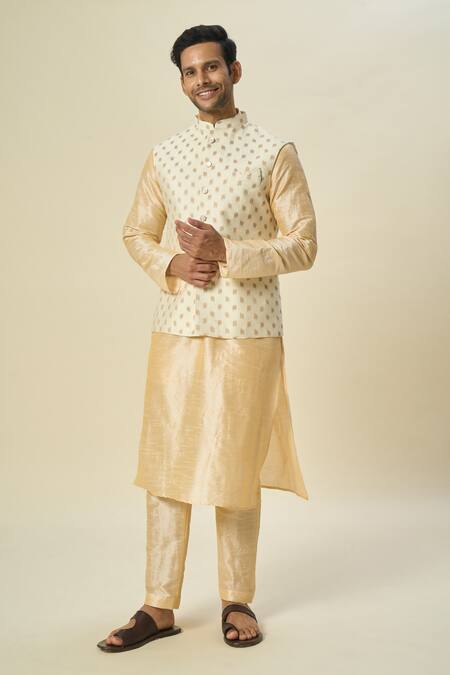 Buy_Arihant Rai Sinha_Yellow Brocade, Silk Embroidery Leaf Motif Bundi And Solid Kurta Set 