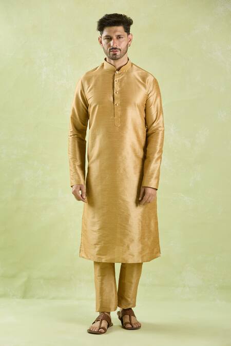 Shop Arihant Rai Sinha Green Brocade, Silk Embroidery Woven Leaf Motif Bundi And Kurta Set Online at Aza Fashions Shop_Arihant Rai Sinha_Green Brocade, Silk Embroidery Woven Leaf Motif Bundi And Kurta Set _Online_at_Aza_Fashions