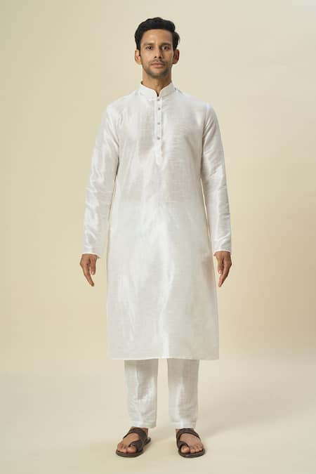Shop Arihant Rai Sinha Off White Brocade, Silk Embroidery Floral Butta Woven Bundi And Kurta Set Shop_Arihant Rai Sinha_Off White Brocade, Silk Embroidery Floral Butta Woven Bundi And Kurta Set