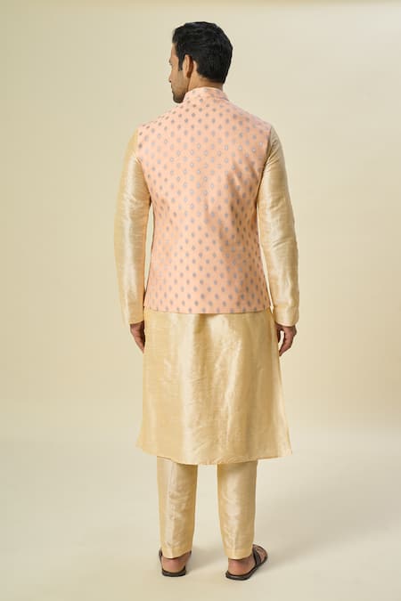 Samyukta Singhania Floral Butta Bundi & Solid Kurta Set 