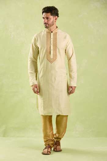 Arihant Rai Sinha_Cream Polyester, Silk Embroidery Flower Dori Kurta Set _at_Aza_Fashions