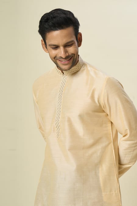 Arihant Rai Sinha_Beige Polyester, Silk Embroidery Threadwork Kurta Set With Churidar _Online_at_Aza_Fashions