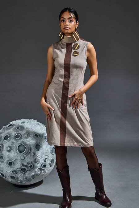 Banana Labs_Brown Cotton V-, High Hand Block Stripe Kaftan And Dress Set _Online_at_Aza_Fashions