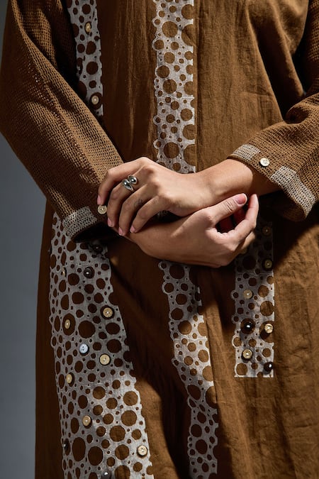 Banana Labs_Brown Cotton V-neck Embellished Circle Print Kurta And Flared Pant _Online_at_Aza_Fashions