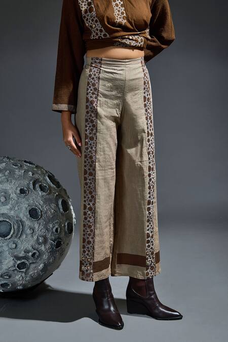 Buy_Banana Labs_Brown Cotton V-neck Embellished Circle Print Kurta And Flared Pant _Online_at_Aza_Fashions