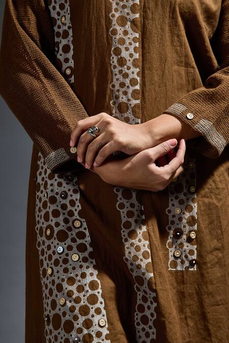 Buy_Banana Labs_Brown Cotton Embroidery V-neck Circle Block Print Kurta Set _Online_at_Aza_Fashions