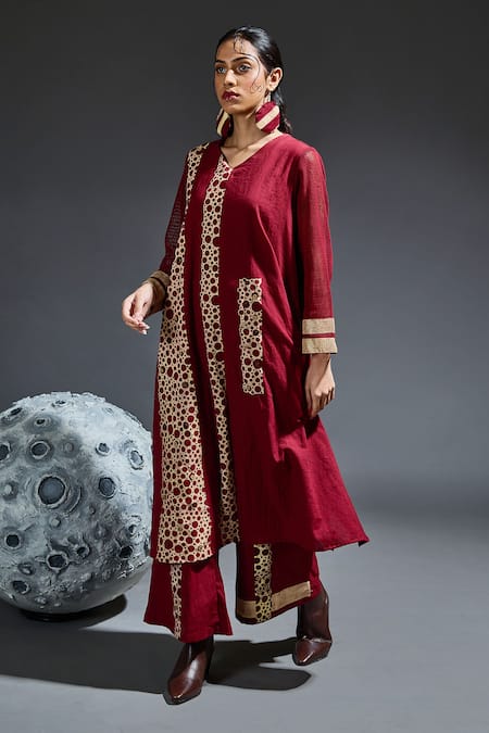 Banana Labs Circle Block Print Kurta & Flared Pant 