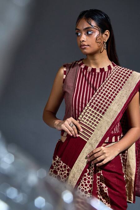 Shop_Banana Labs_Maroon Cotton Embroidery Round Neck Checks And Circles Hand Block Saree _Online_at_Aza_Fashions