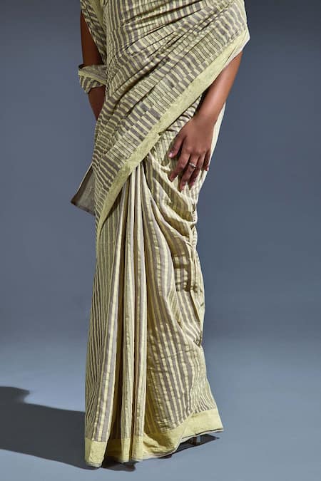 Banana Labs_Cream Cotton Round Neck Hand Block Printed Saree And Long Blouse _Online_at_Aza_Fashions