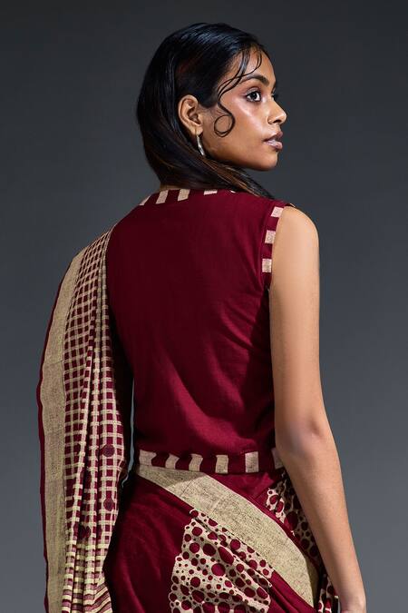 Banana Labs_Maroon Cotton Embroidery Hand Block Printed Saree _at_Aza_Fashions