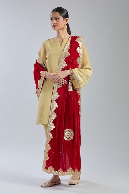 Naintara Bajaj Red Velvet Mandala Embroidered Dupatta 