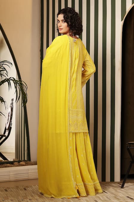 Soniya G Chikankari Mirror Embroidered Kurta Set