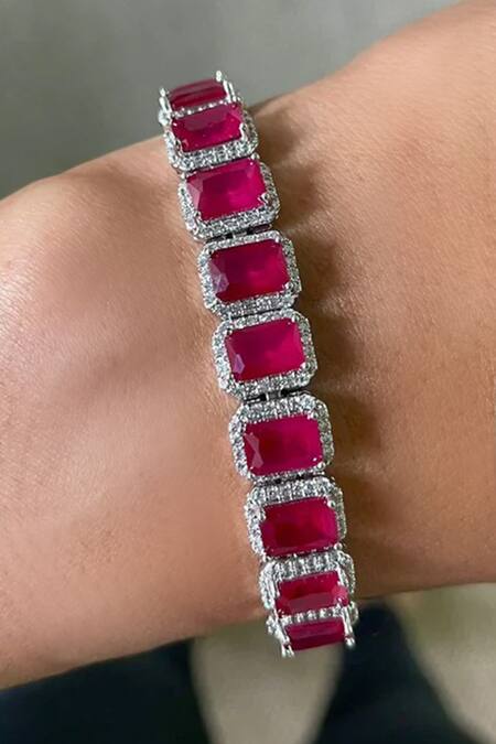 Buy_PRERTO_Red Smocking, Stones, Crystals Butterfly Pattern Necklace Set _Online_at_Aza_Fashions