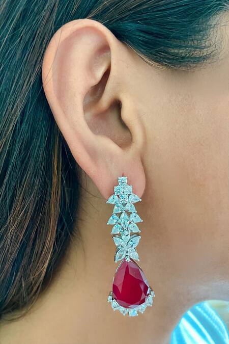 Shop PRERTO Red Smocking, Stones, Crystals Nine Drops Necklace Set at Aza Fashions Shop_PRERTO_Red Smocking, Stones, Crystals Nine Drops Necklace Set _at_Aza_Fashions