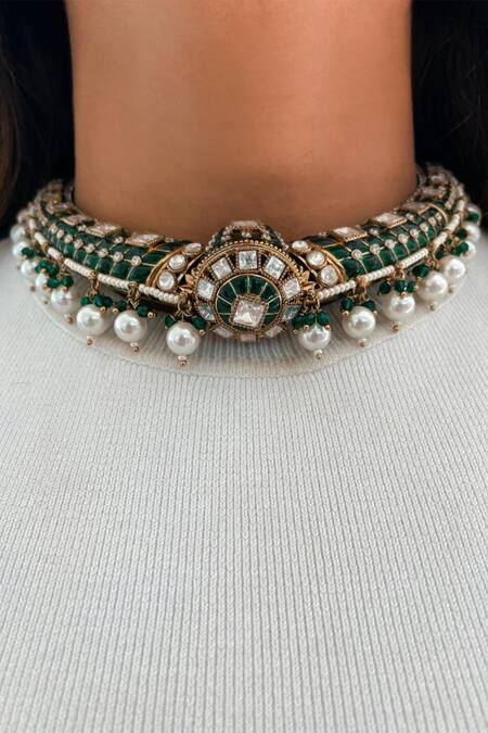 Shop_PRERTO_Emerald Green Pearls, Stones Kundan And Drop Necklace Set_Online_at_Aza_Fashions