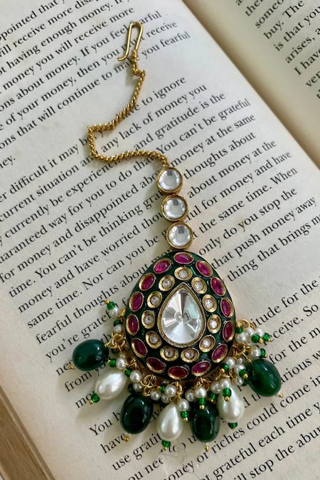 PRERTO Multi Color Beads, Pearls, Stones Asika Polki Embellished Choker Set Online at Aza Fashions PRERTO_Multi Color Beads, Pearls, Stones Asika Polki Embellished Choker Set _Online_at_Aza_Fashions