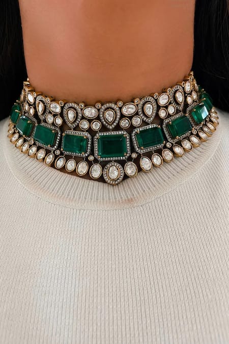 PRERTO Emerald Green Kundan Stone Choker Set