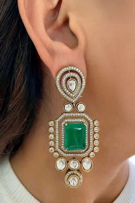 PRERTO Emerald Green Kundan Stone Choker Set