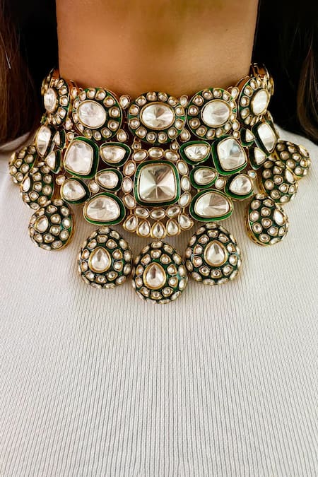 PRERTO_Green Stones, Rhinestones Polki Kundan Emerald Necklace Set_Online_at_Aza_Fashions