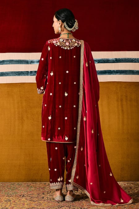 Shop Sue Mue Red Silk, Velvet Diamonds, Embroidery Round Neck Kashmiri Kurta Set at Aza Fashions Shop_Sue Mue_Red Silk, Velvet Diamonds, Embroidery Round Neck Kashmiri Kurta Set _at_Aza_Fashions