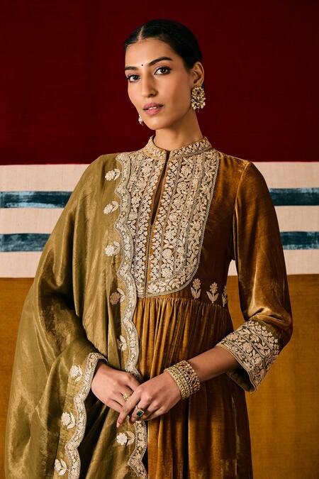 Sue Mue Green Silk, Velvet, Cotton Embroidery Collared Floral Olive Anarkali Set Online at Aza Fashions Sue Mue_Green Silk, Velvet, Cotton Embroidery Collared Floral Olive Anarkali Set _Online_at_Aza_Fashions
