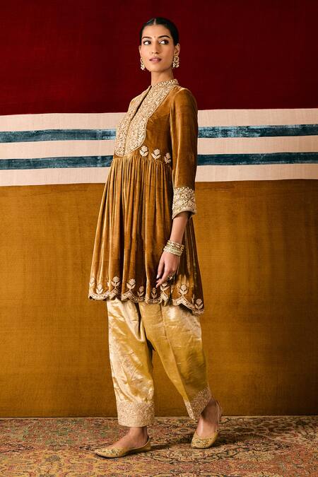 Buy Sue Mue Green Silk, Velvet, Cotton Embroidery Collared Floral Olive Anarkali Set Buy_Sue Mue_Green Silk, Velvet, Cotton Embroidery Collared Floral Olive Anarkali Set