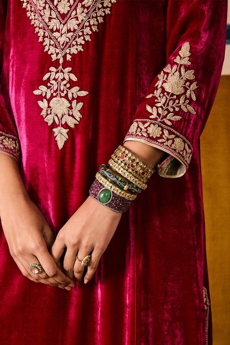 Shop Sue Mue Magenta Silk, , Handloom Diamonds, Embroidery Kashmiri Kurta Set Online at Aza Fashions Shop_Sue Mue_Magenta Silk, , Handloom Diamonds, Embroidery Kashmiri Kurta Set _Online_at_Aza_Fashions