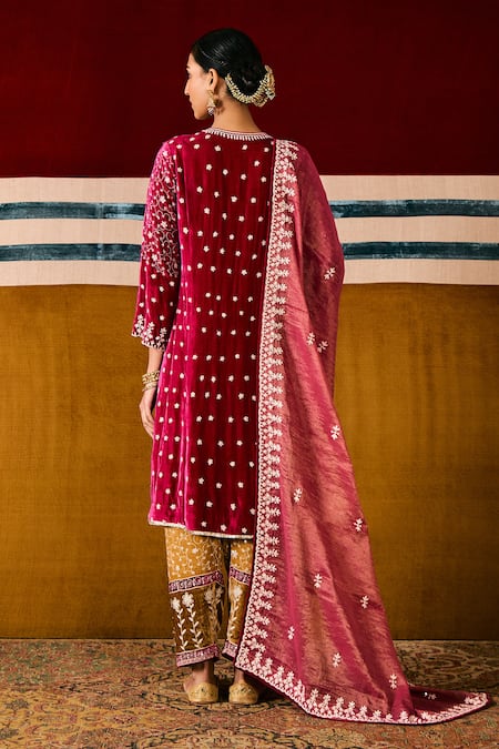Shop_Sue Mue_Magenta Silk, , Handloom Embroidery, Pearls, Dori Kurta Set _at_Aza_Fashions