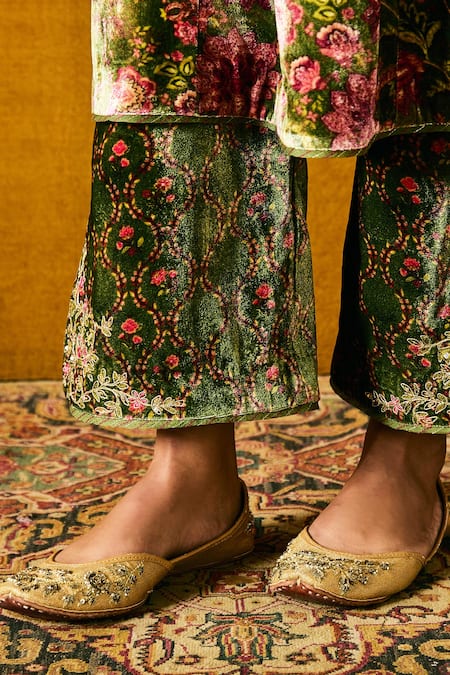 Shop Sue Mue Green Silk, Velvet Sequins, Beads, Embroidery V-neck Floral Print Kurta Set Online at Aza Fashions Shop_Sue Mue_Green Silk, Velvet Sequins, Beads, Embroidery V-neck Floral Print Kurta Set _Online_at_Aza_Fashions