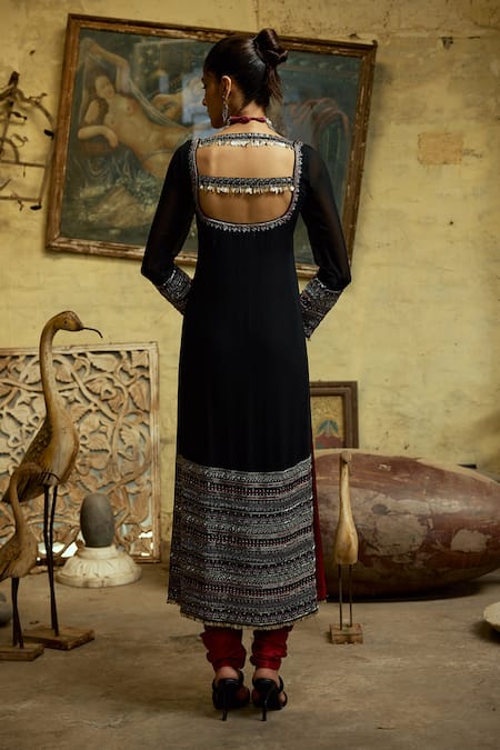 Karishma Khanduja Bareilly_Black Georgette, Silk Cut Work, Zari, Embroidery Square Geometric Kurta Set _at_Aza_Fashions