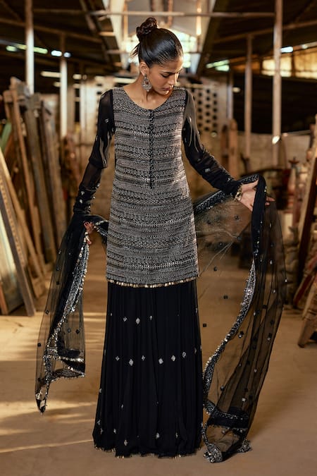 Karishma Khanduja Bareilly_Black Net, Georgette Sequins, Cut Work, Embroidery Geometric Kurta Gharara Set _Online_at_Aza_Fashions
