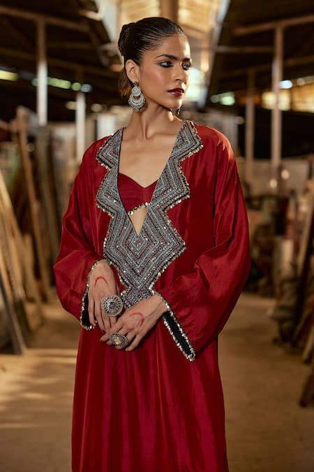Shop_Karishma Khanduja Bareilly_Maroon Silk Sequins, Beads Plunge Neck Geometric Embroidered Kaftan With Pant _Online_at_Aza_Fashions