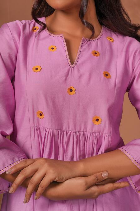 Tangerine By Asfa_Purple Chanderi Embroidery Round Neck Hand Sunflower Midi Dress_at_Aza_Fashions